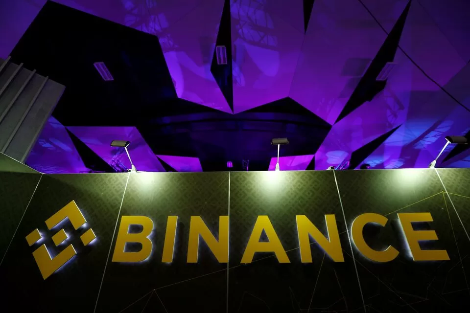 Логотип Binance на виставковому стенді Delta Summit у Сент-Джуліансі, Мальта / Фото: Reuters