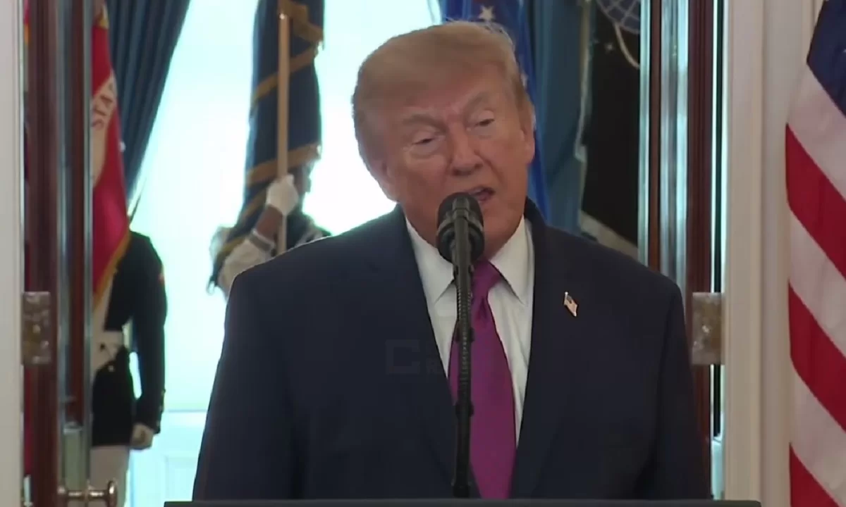 Президент США Дональд Трамп під час зустрічі з лідером Китаю Сі Цзіньпіном у Білому домі / Скриншот