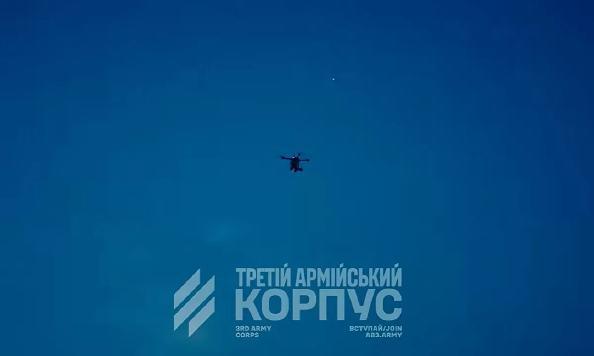 Дроны доставили наземных роботов в глубокий тыл россиян / Скриншот