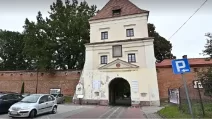 Місце нападу на території монастиря в Ярославі / Фото: PAP