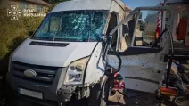БПЛА упал на проезжую часть в Вишневом и повредил пять автомобилей / Фото: ГСЧС