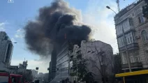 Наслідки удару по клініці "Добробут" у Києві / Фото: ДСНС