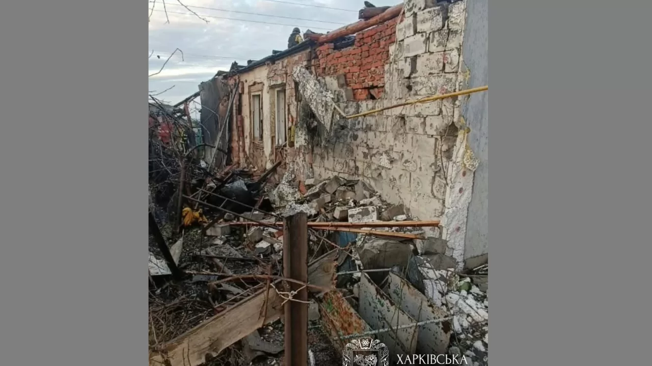 Пошкоджений будинок після російських ударів по Харківщині / Фото: Олег Синєгубов, начальник Харківської ОВА