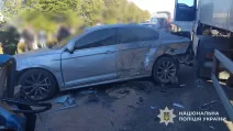 Пошкоджений легковик у ДТП на Закарпатті / Фото: Нацполіція