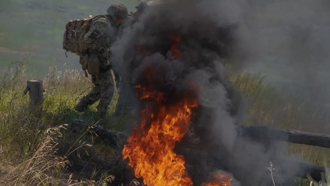 Украинский военнослужащий на боевой позиции во время выполнения задачи / Иллюстративное фото: Генштаб ВСУ