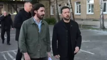 Владимир Зеленский во время интервью Financial Times / Скриншот