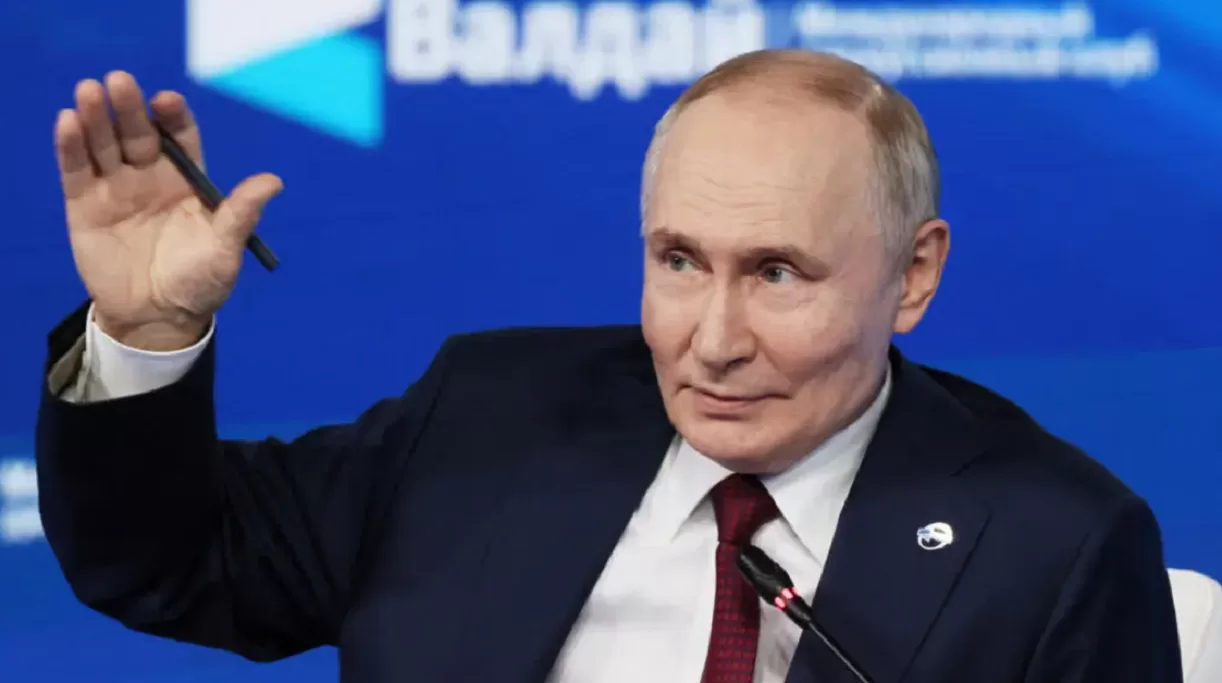 Президент России Владимир Путин выступает во время ежегодной международной конференции Валдайского дискуссионного клуба в Сочи / Фото: Mikhail Metzel/Reuters