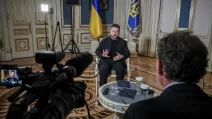 Володимир Зеленський під час інтервʼю агентству Reuters / Фото: Reuters