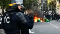 Протести охопили понад 1200 шкіл Франції: поліція застосовувала сльозогінний газ і гумові кулі / Фото: Le Parisien