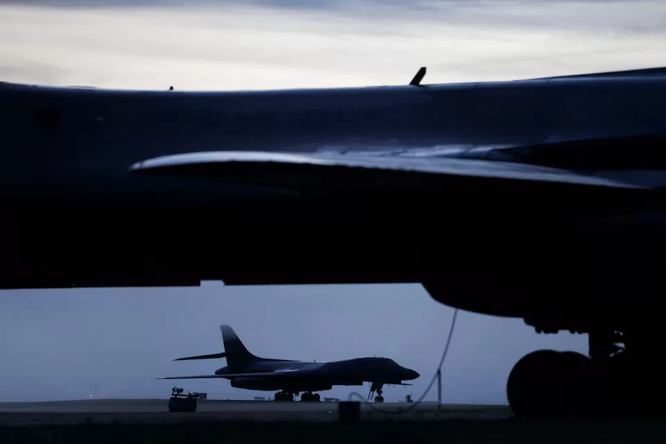 Бомбардувальник B-1B Lancer на авіабазі RAF Fairford / Фото: Reuters