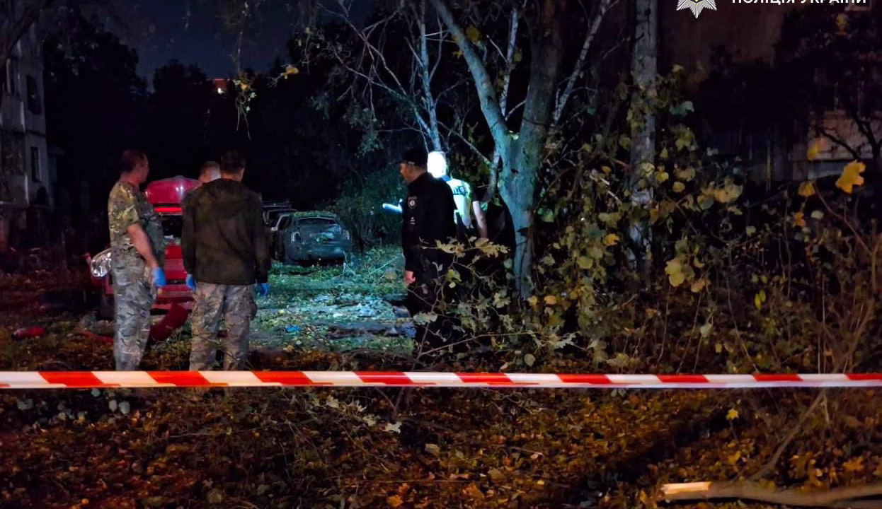Місце влучання БпЛА у Києві / Фото: Нацполіція