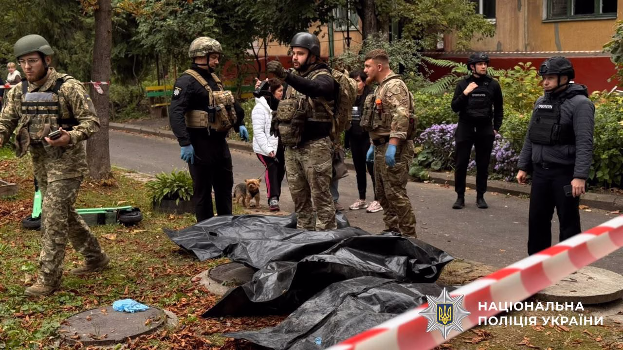 "Росія подякувала за зняття санкцій": Зеленський повідомив про 12 загиблих у Запоріжжі / Фото: Нацполіція