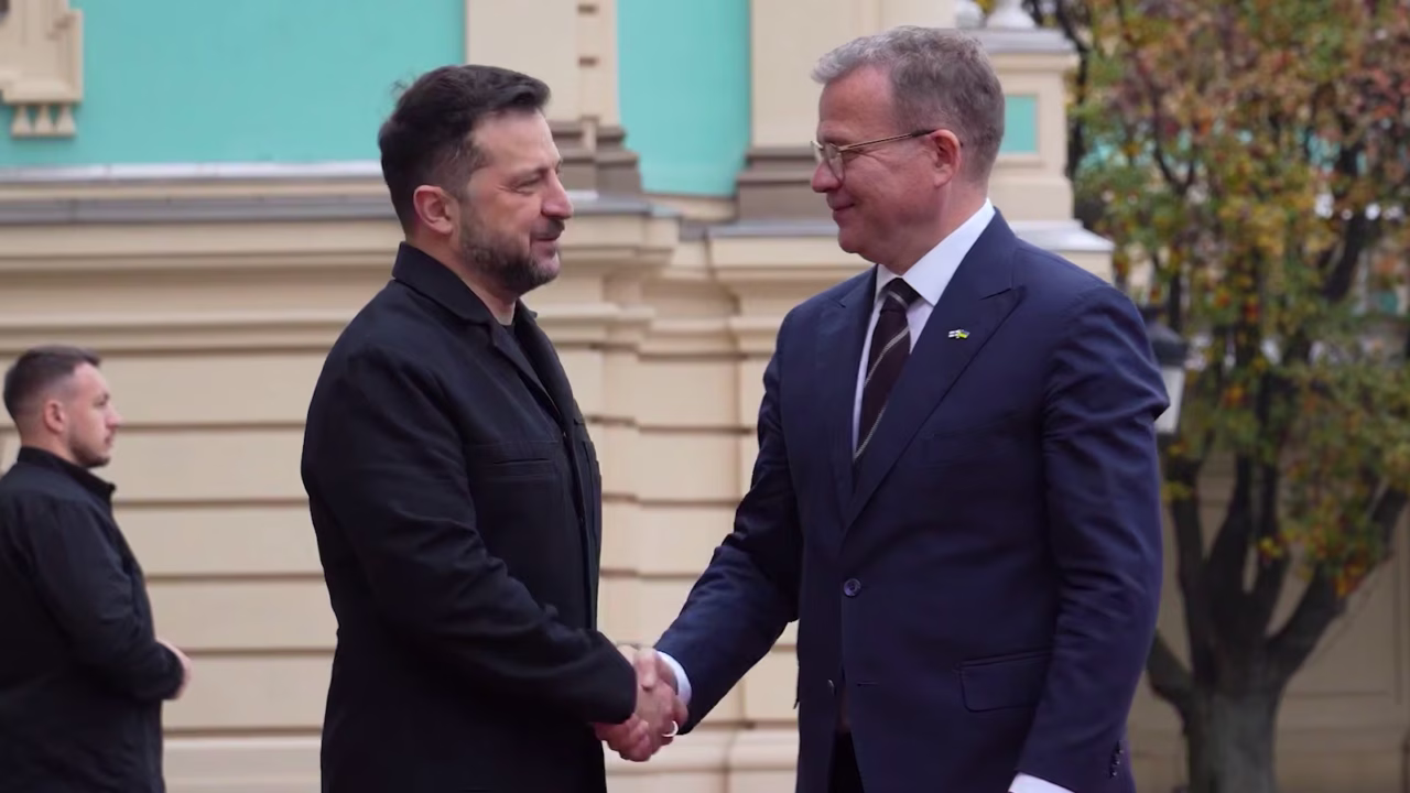 Президент України Володимир Зеленський і прем’єр-міністр Фінляндії Петтері Орпо під час зустрічі в Києві / Фото: Скриншот