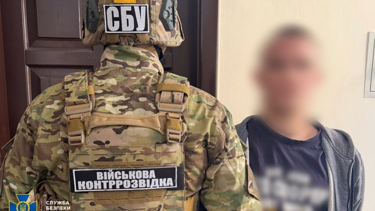 Задержание в Одессе подозреваемого в сотрудничестве с российскими спецслужбами / Фото: СБУ