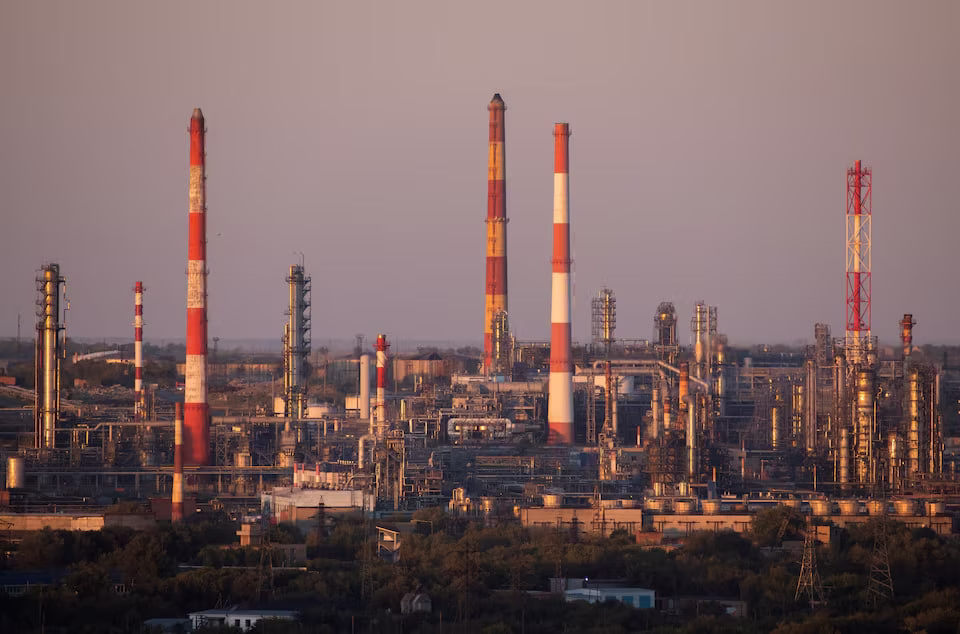 Российский НПЗ "Орскнефтеоргсинтез" / Фото: Reuters
