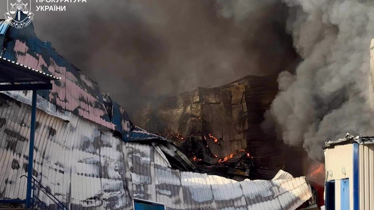 Aftermath of the strike on a post office in Kharkiv / Photo: Kharkiv Regional Prosecutor's Office