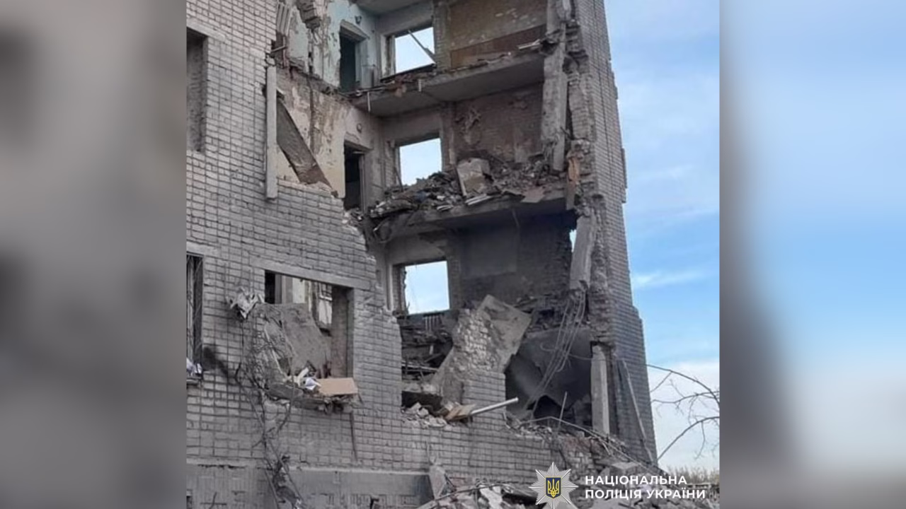 Дом, разрушенный российским ударом в Изюме 29 октября / Фото: Полиция Харьковской области