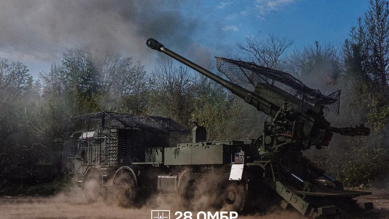 Украинская самоходная артиллерийская установка во время выполнения боевой задачи / Фото: 28 отдельная механизированная бригада ВСУ